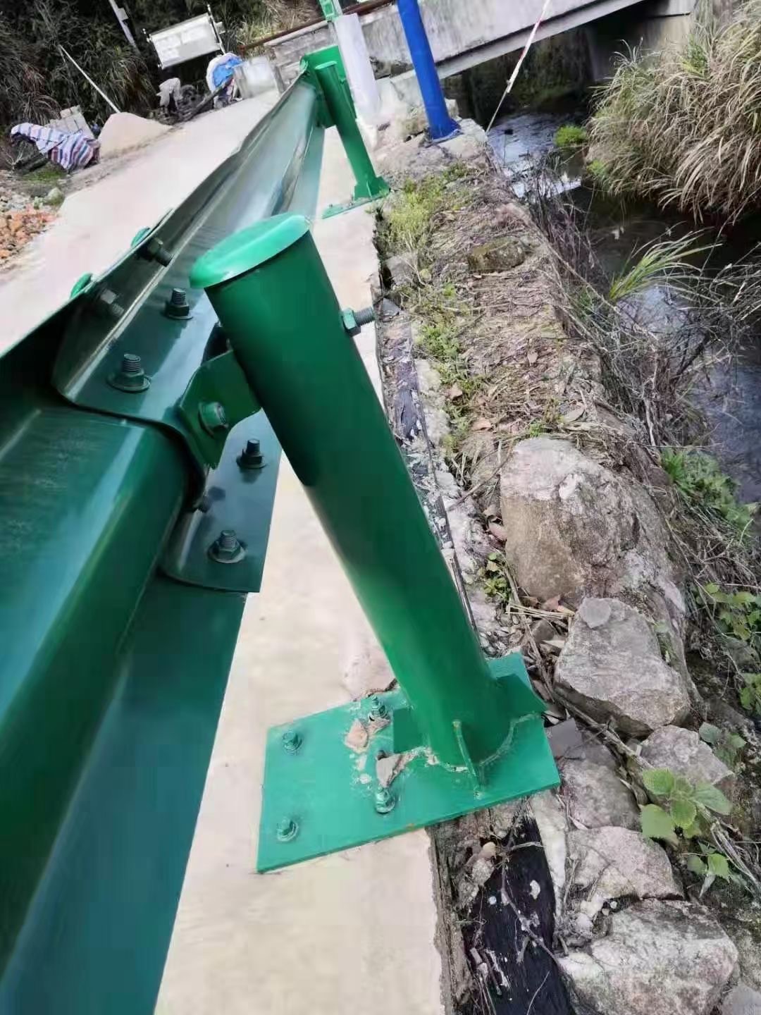 衡水波形护栏板防腐性能优越的