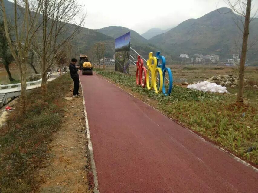 嘉兴恒达新材料科技有限公司沥青发泡机展示