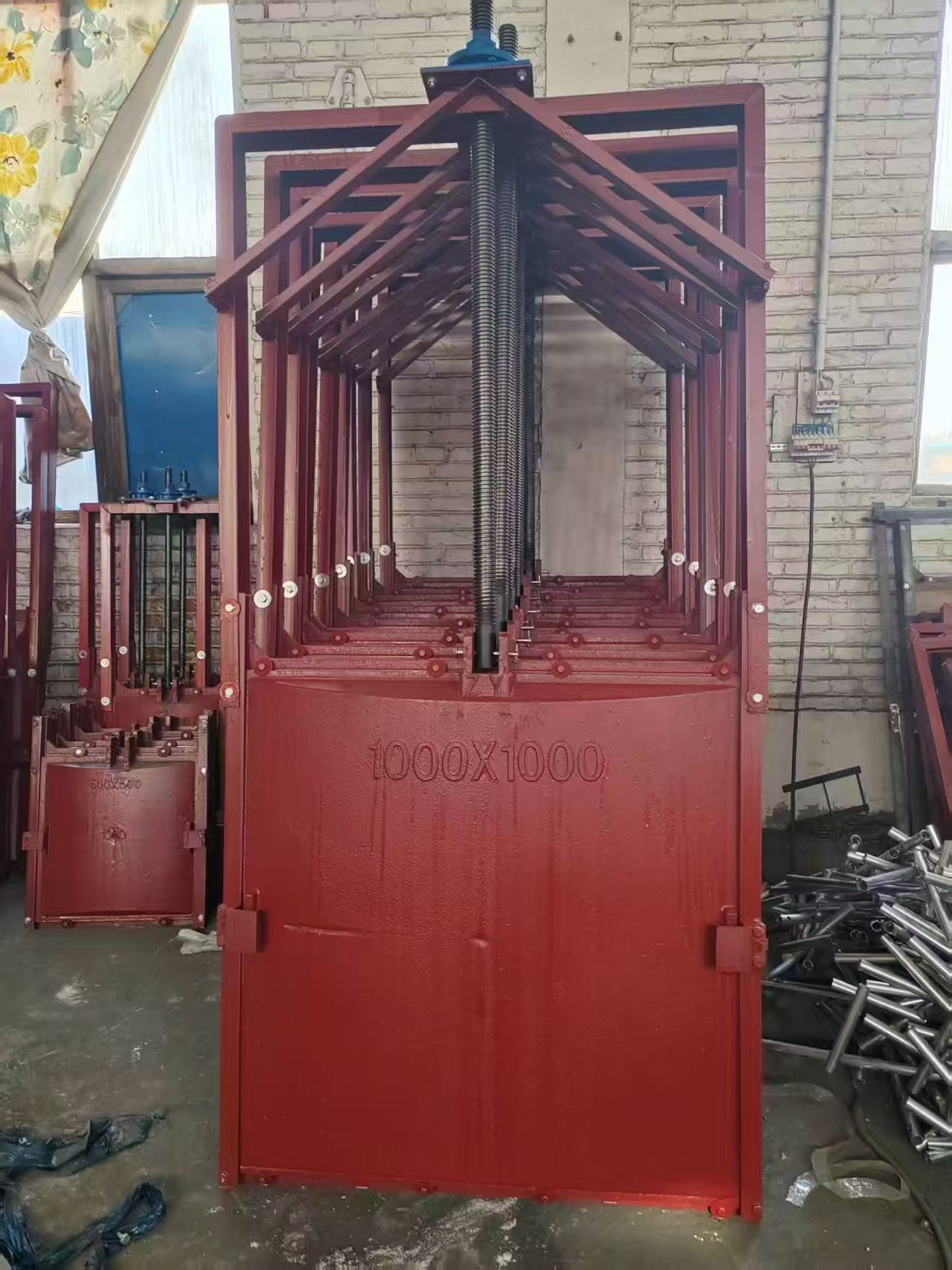 北京铸铁镶铜闸门电话
