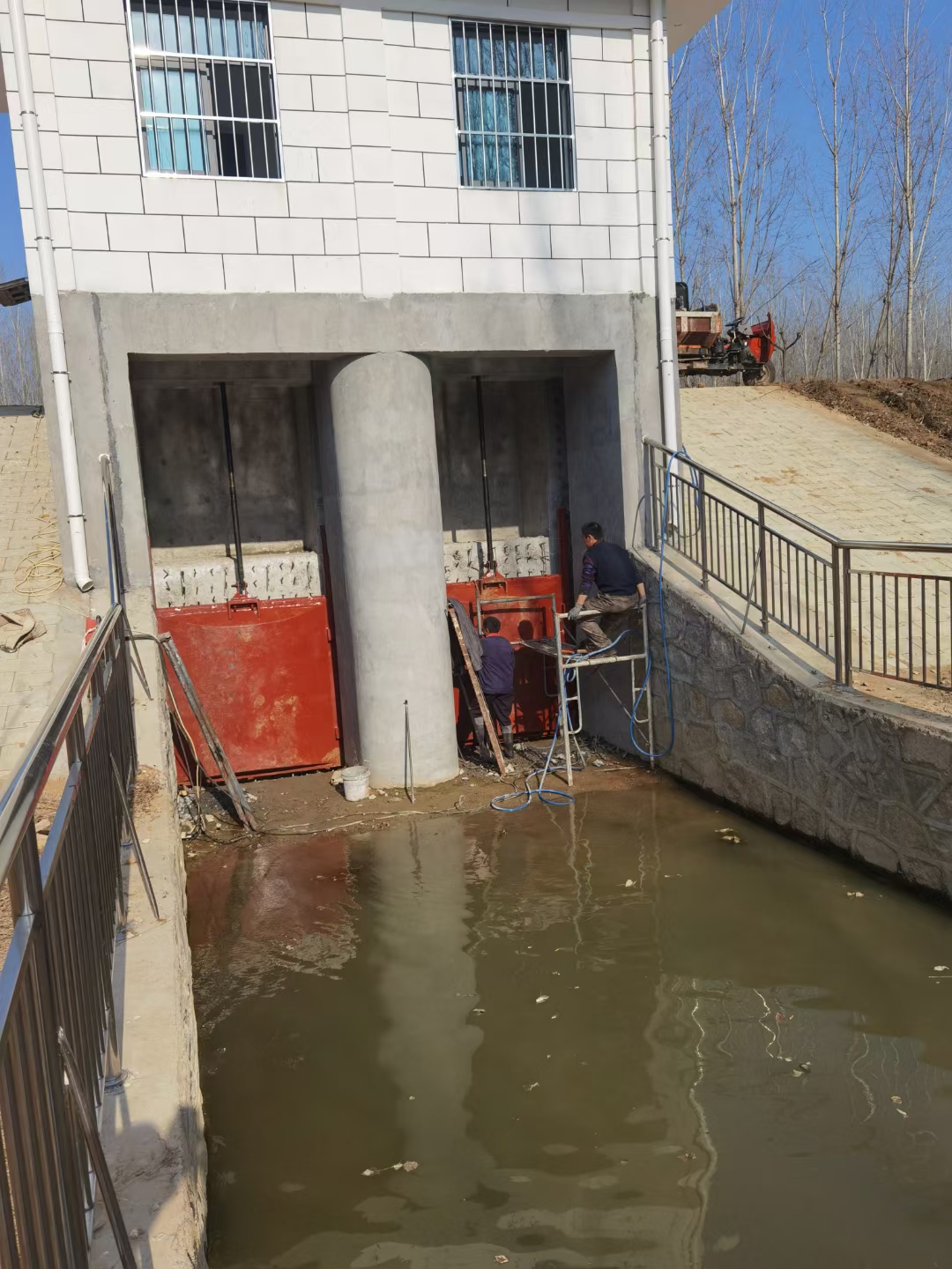重庆重庆市沙坪坝区铸铁镶铜渠道专用闸门哪里有
