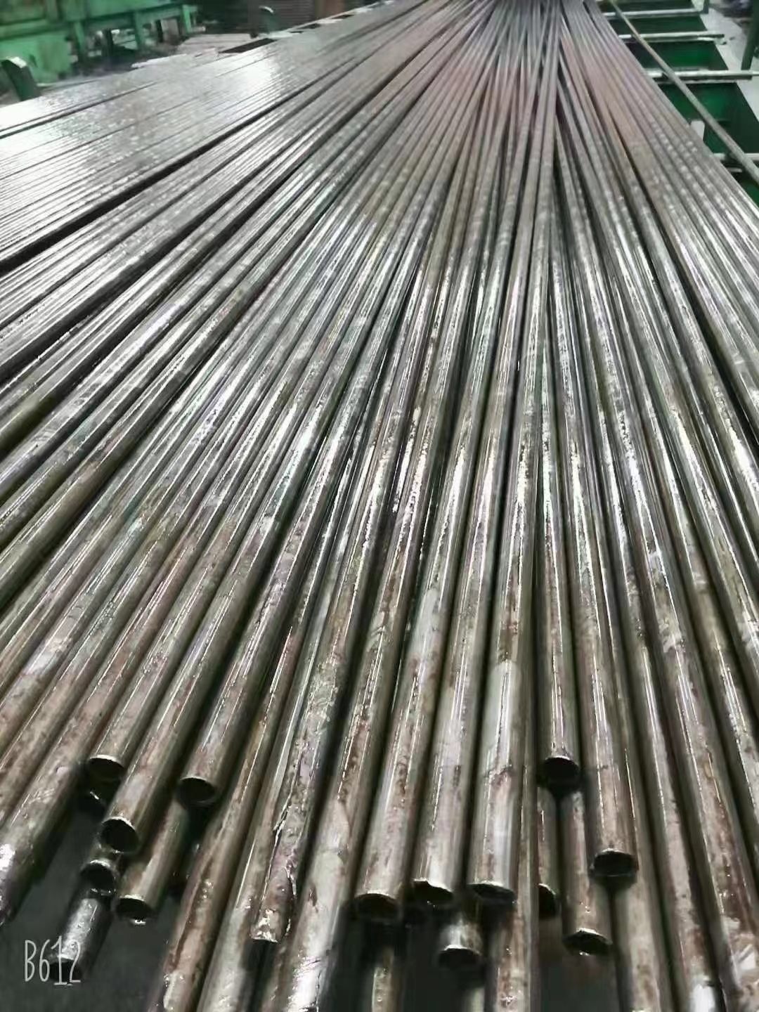 鸡东赫凤钢管现货展示