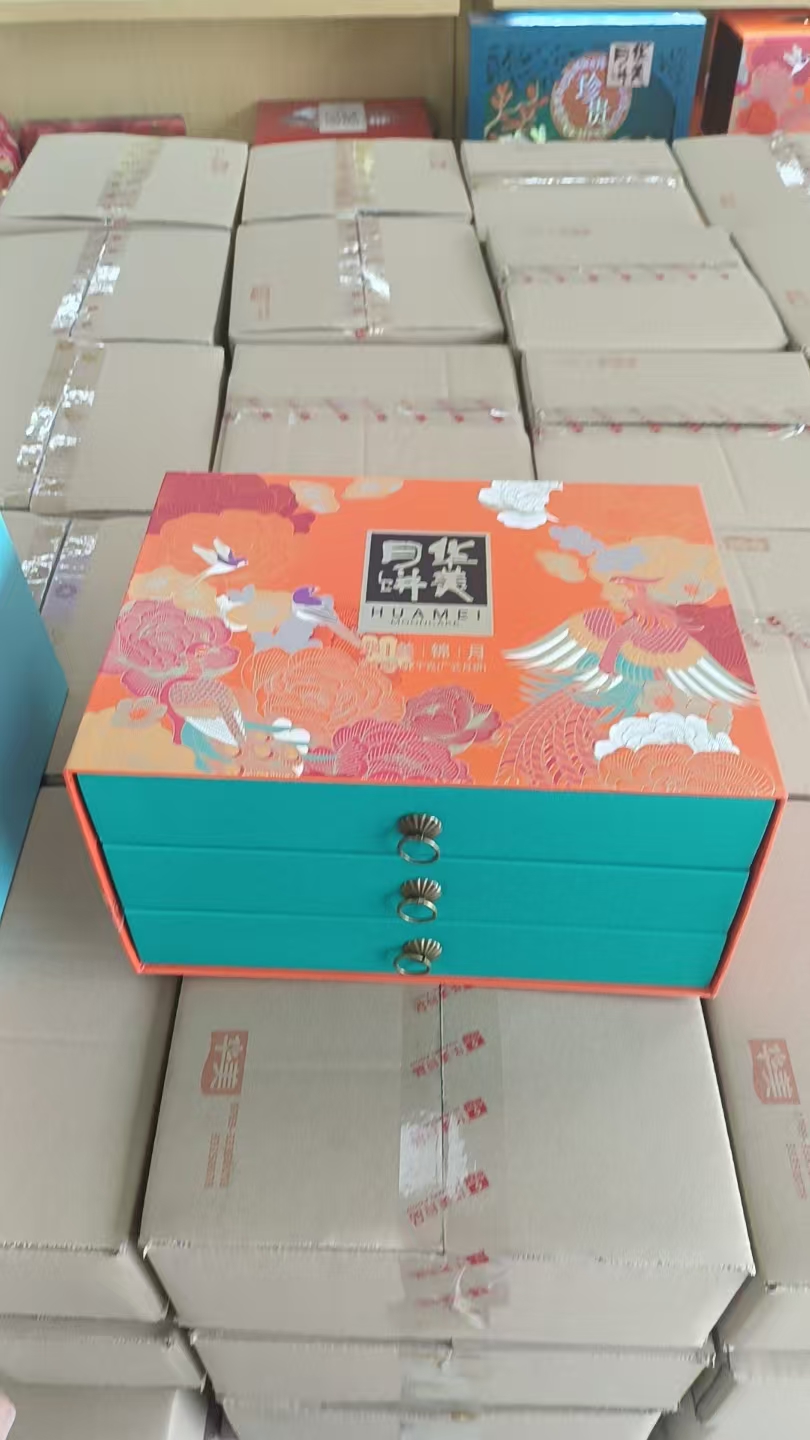 南安市洪梅镇广州酒家流心奶黄月饼厂家