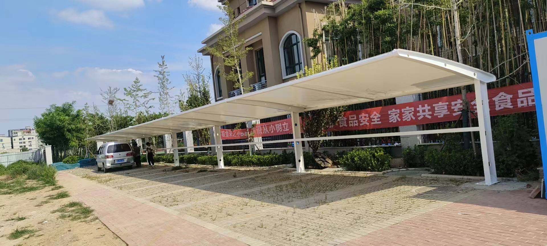 上海徐汇区电动车充电桩停车棚排名