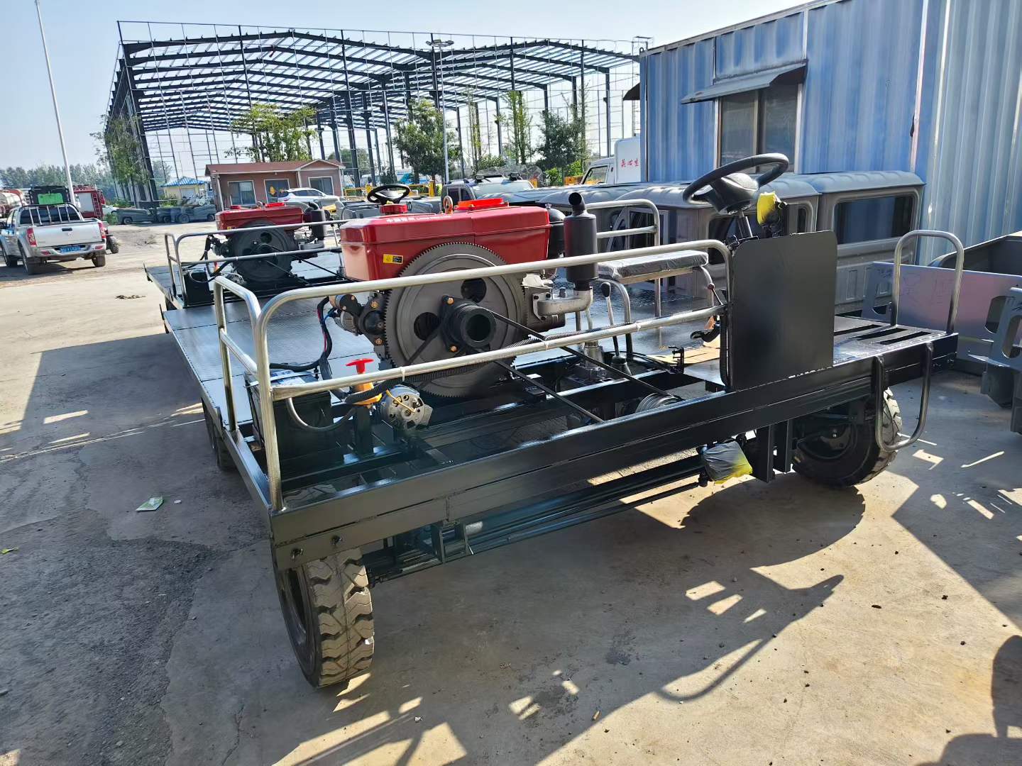 布拖华鑫机械设备高铁混凝土施工车厂家案例图片