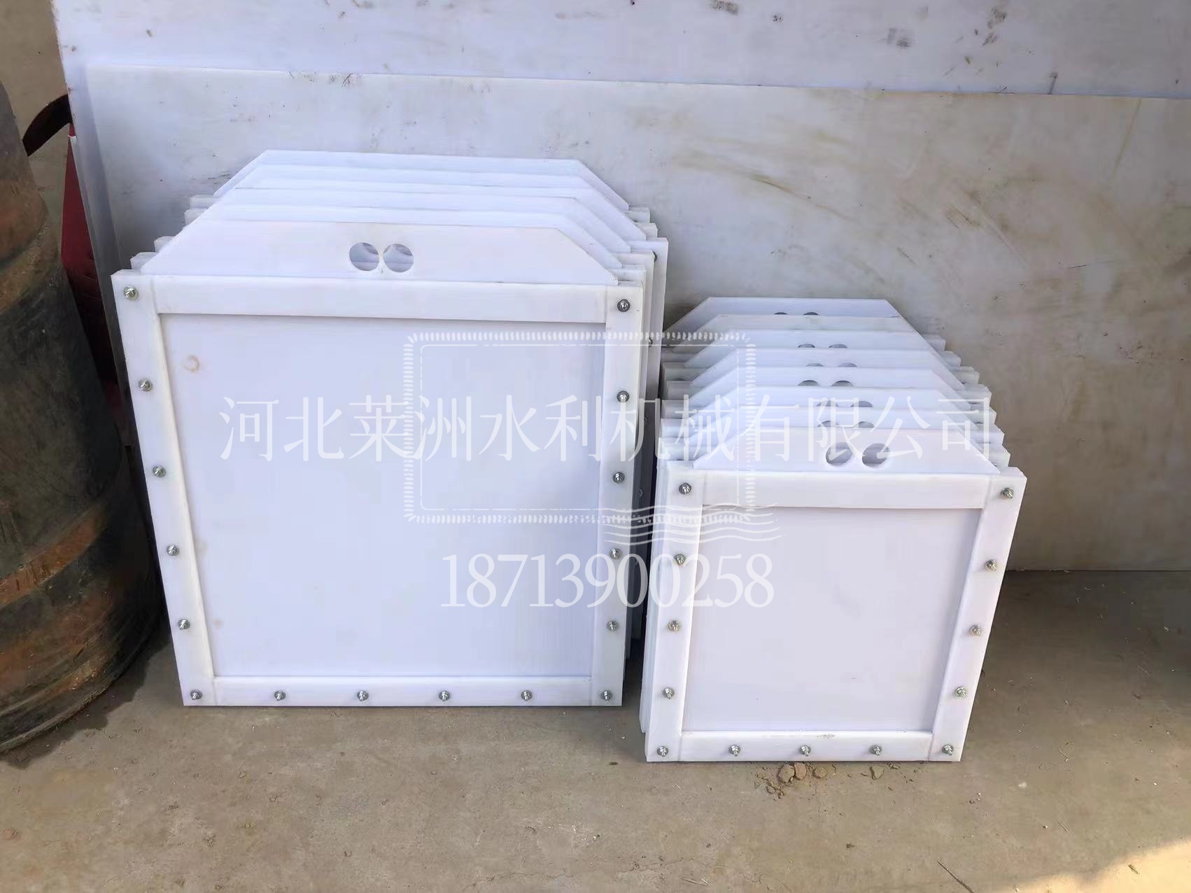 苏州莱洲水利机械螺杆式启闭机工厂案例图片
