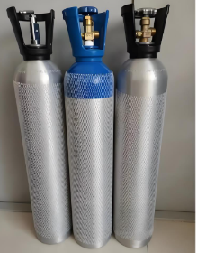 六合洛恒化工氯磺酸7790-94-5贸易商展示