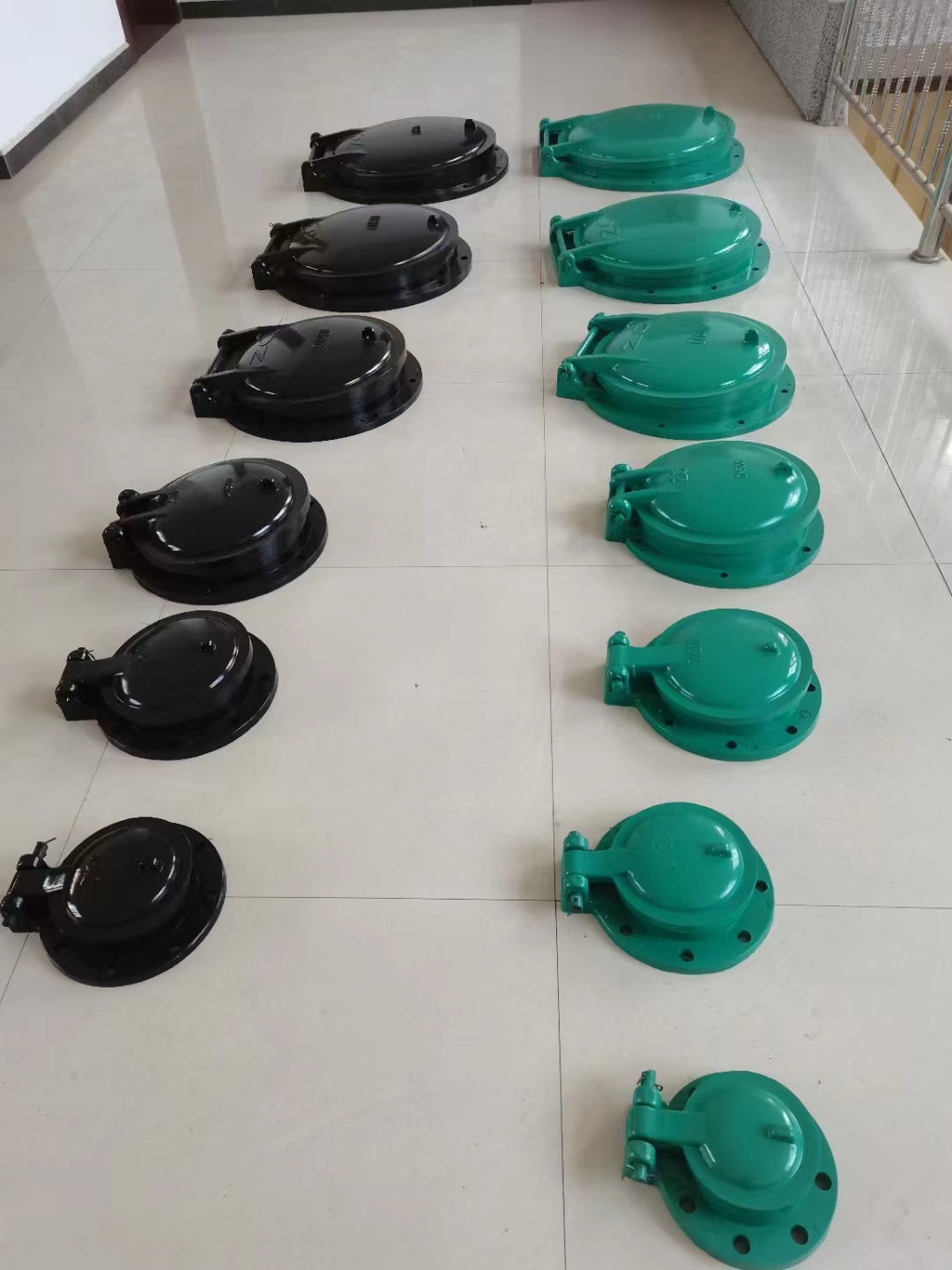 河北省保定市新市区侧翻式拍门厂家