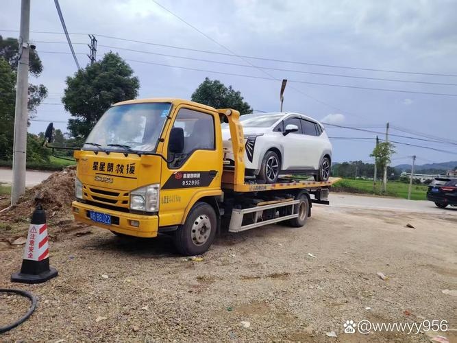 保定嘉盛达汽车救援附近道路救援实拍