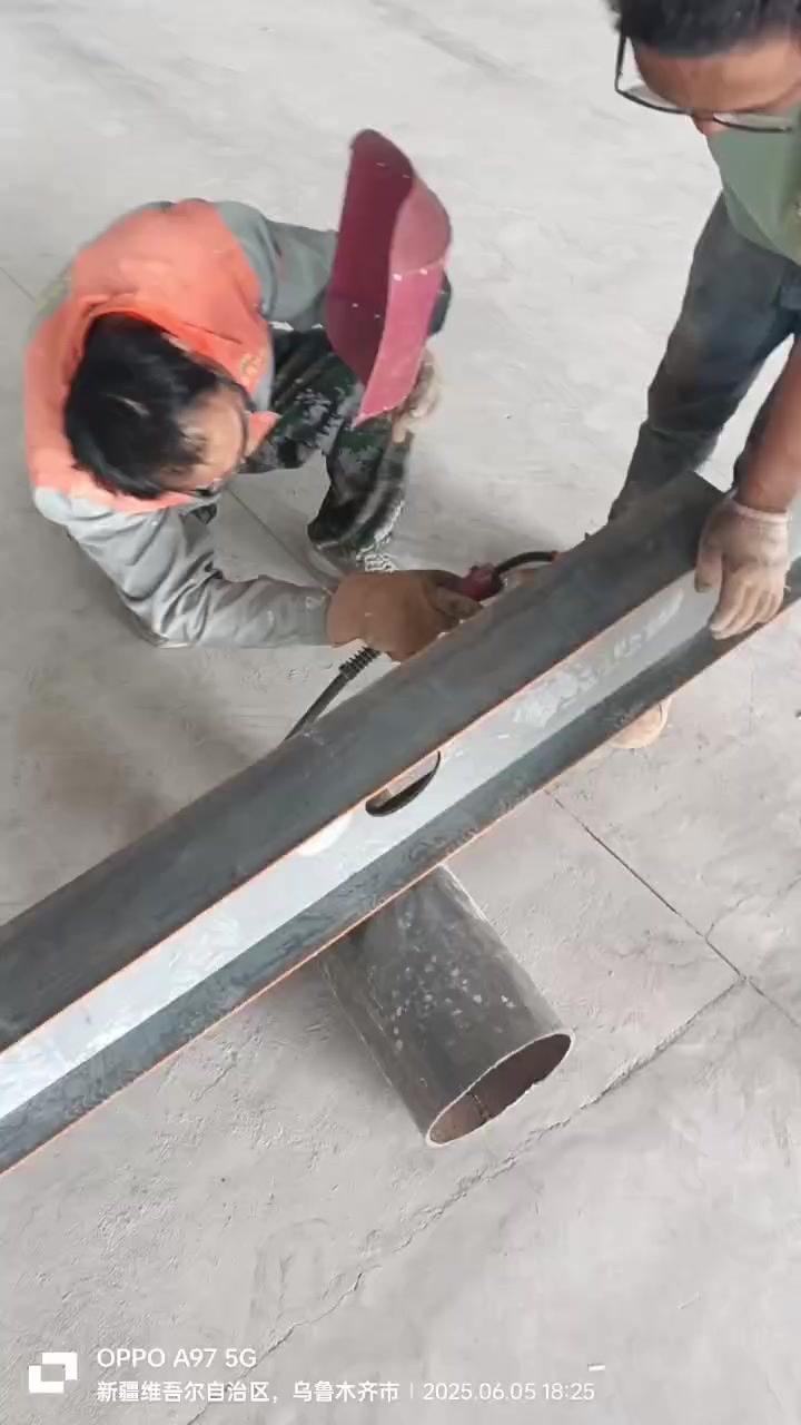 新疆巴音郭楞州学校膜结构看台生产厂家