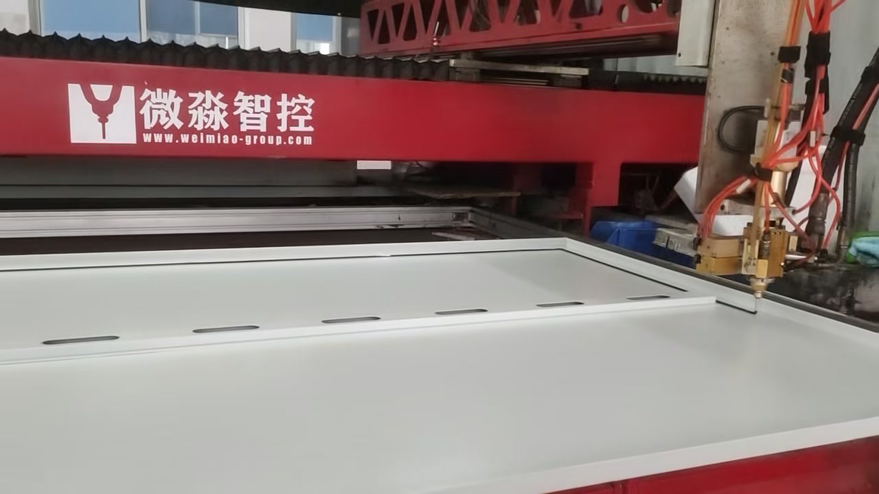 秦皇岛市激光雕刻机原理怎么样？快速雕刻解决方案