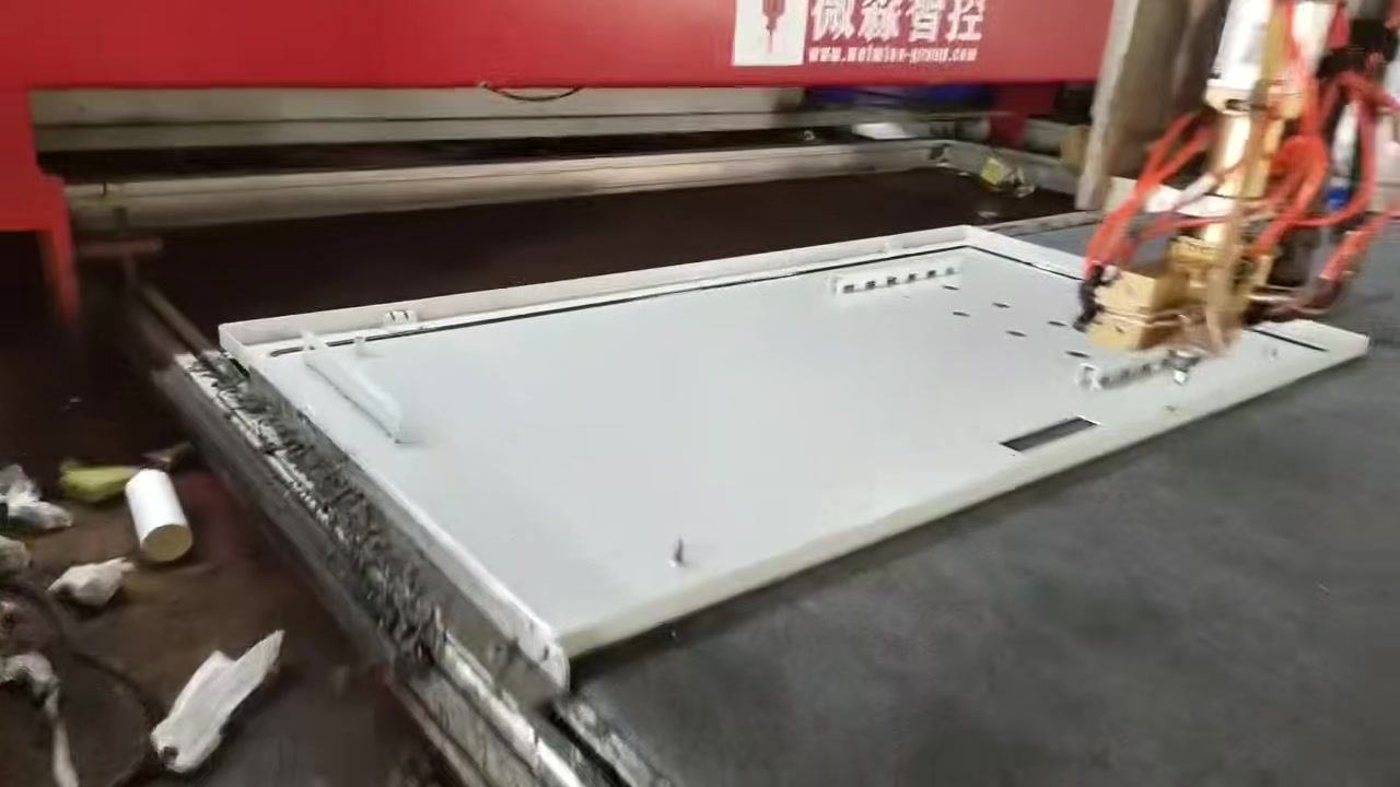 秦皇岛市激光雕刻机原理怎么样？快速雕刻解决方案