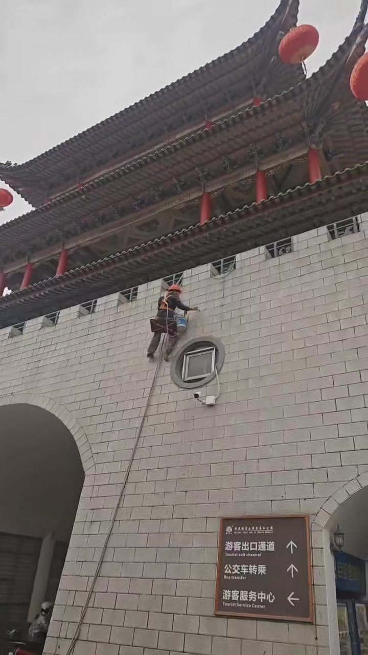 秦皇岛市激光雕刻机原理怎么样？快速雕刻解决方案