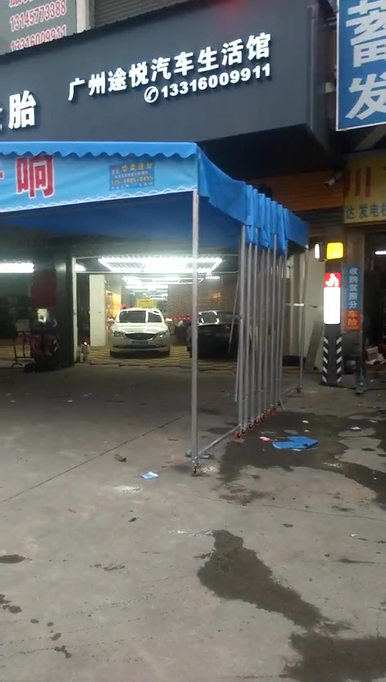 山东小区多层停车棚空间宽敞