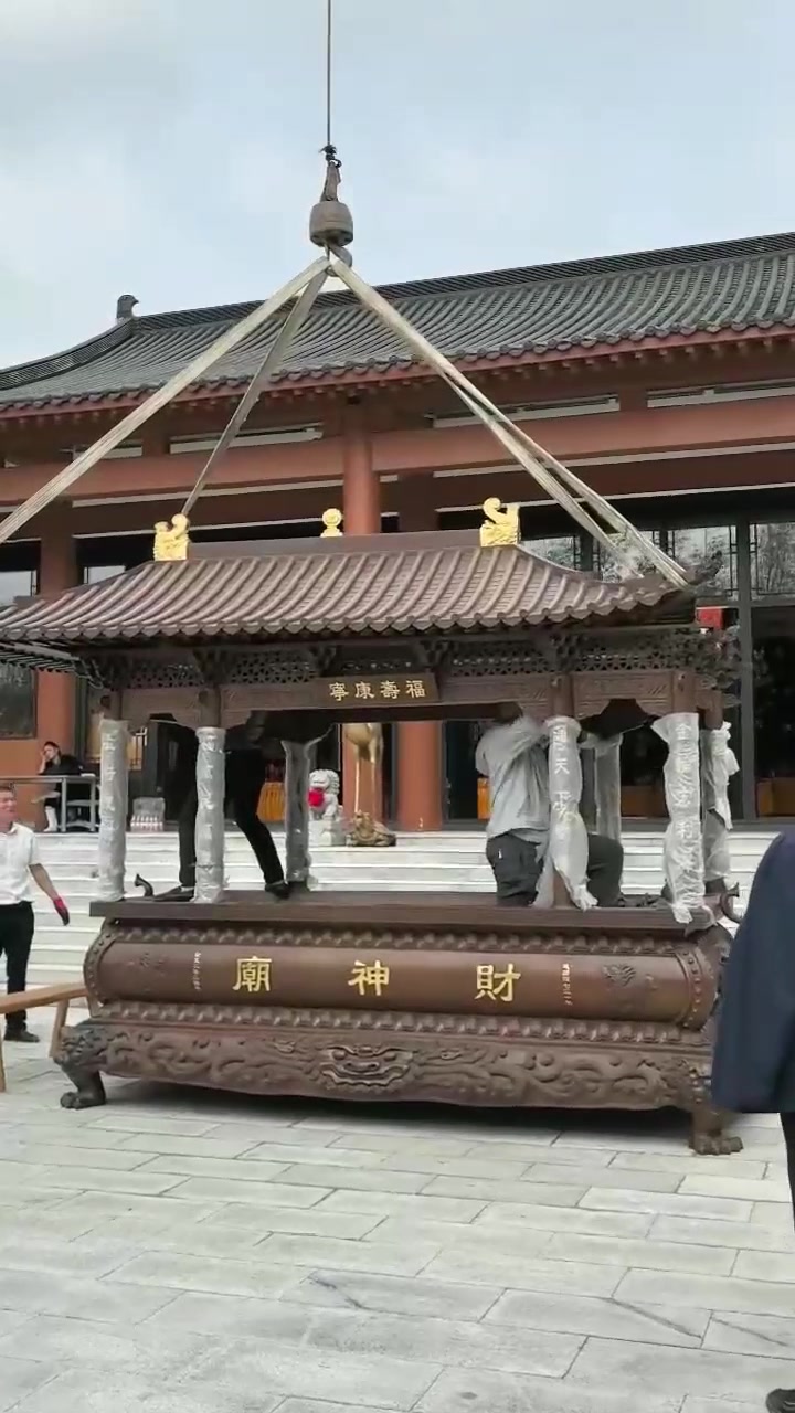 秦皇岛市激光雕刻机原理怎么样？快速雕刻解决方案
